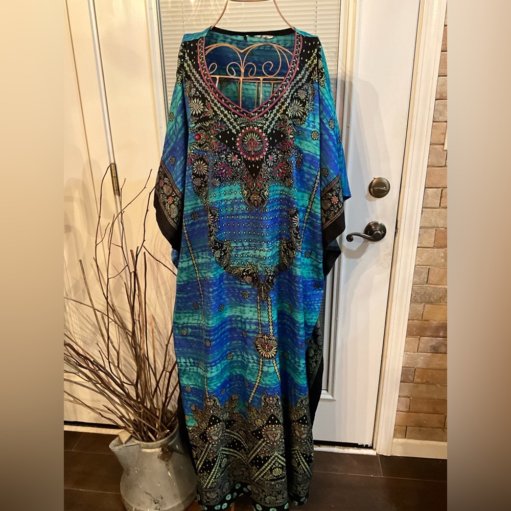 Elegant Blue and Black Kaftan Dress
